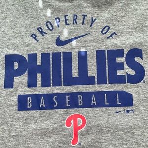 Nike XXL, Grey in color